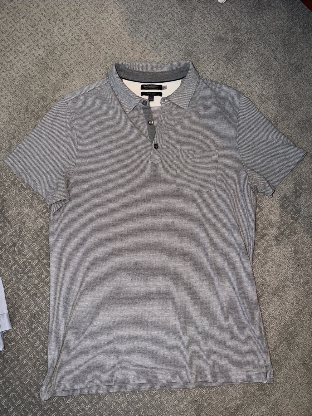 Banana Republic Men's Light Striped Gray Polo with Chest Pocket Size Large